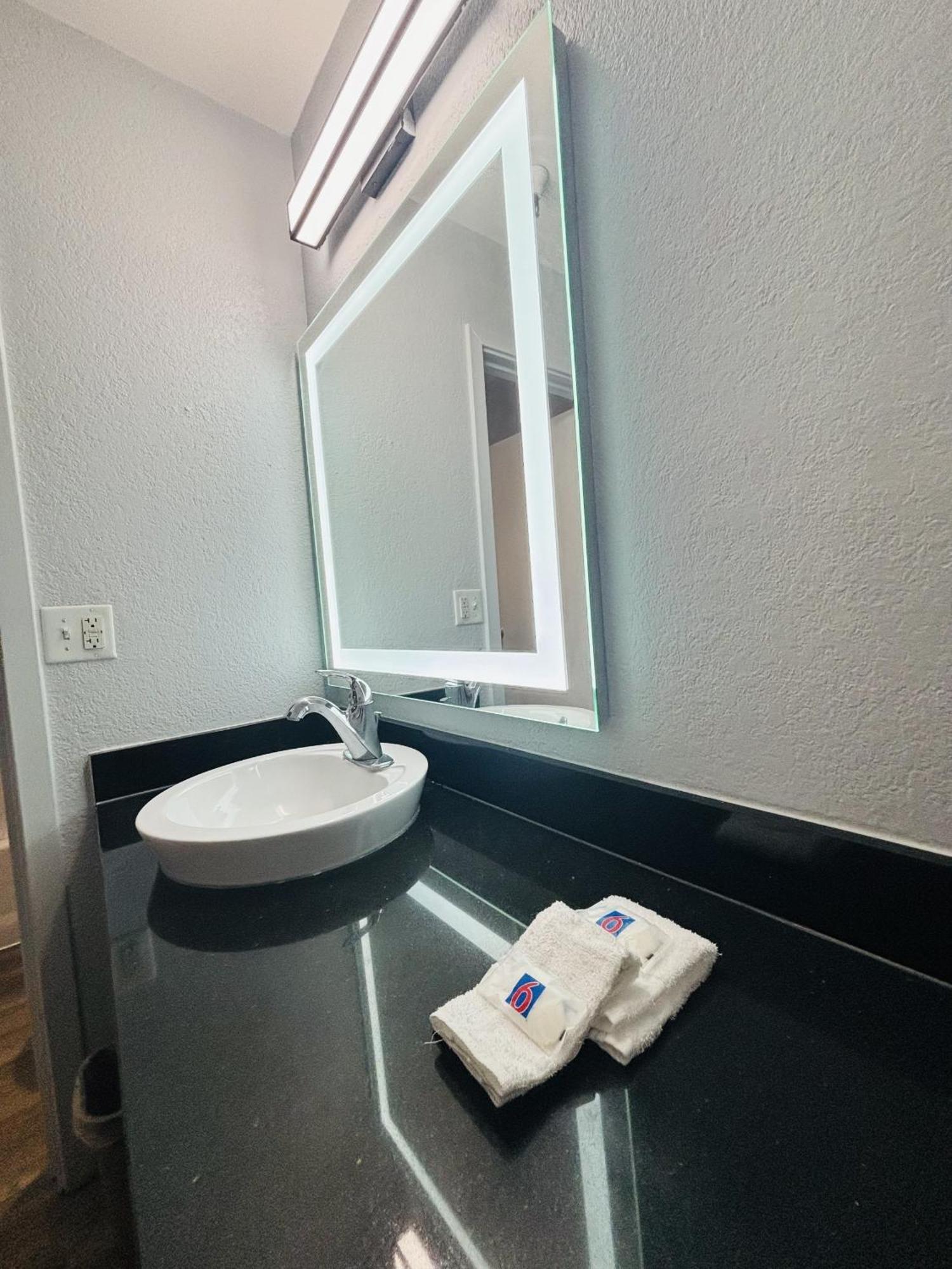 Motel 6-Santa Ana, Ca Eksteriør billede