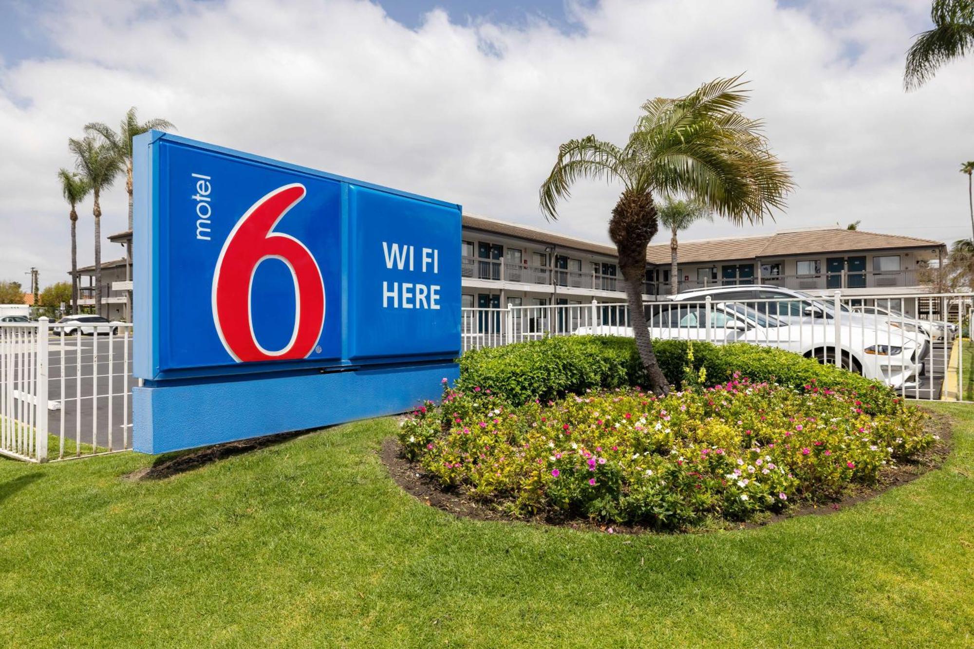 Motel 6-Santa Ana, Ca Eksteriør billede