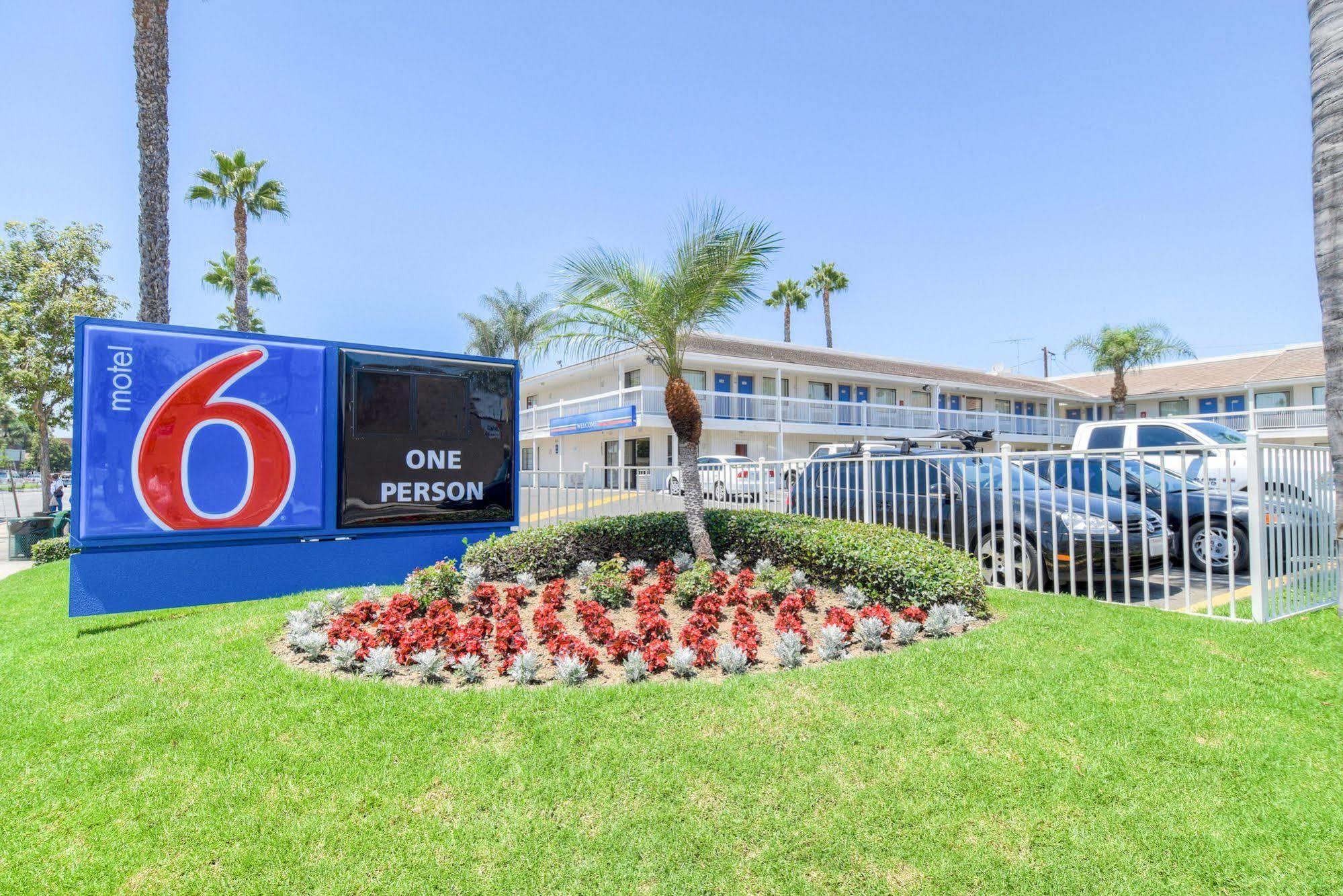 Motel 6-Santa Ana, Ca Eksteriør billede